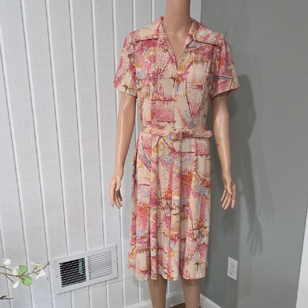 Vintage 1970s Patterned Dress